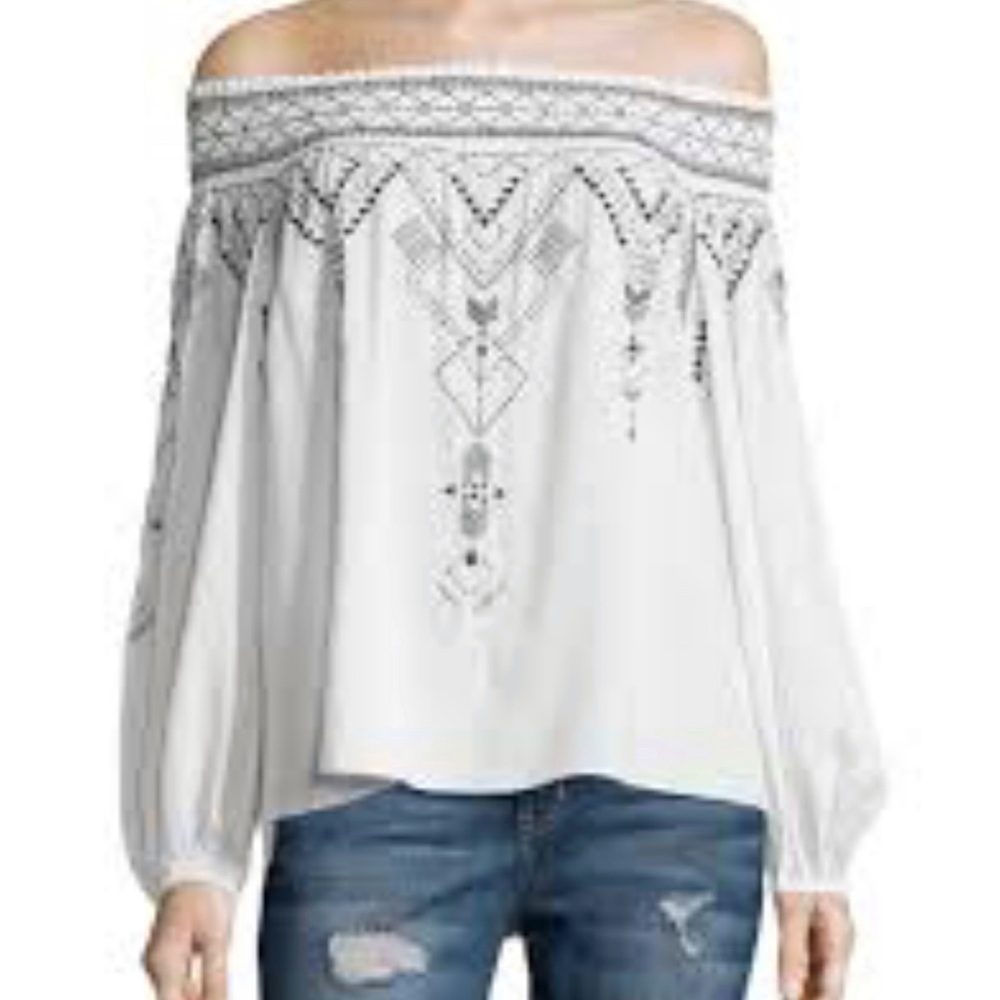 Terre Bleue Embroidered Top Size M NWT White Black On/Off Shoulder Boho Blouse